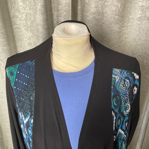 Women’s “N Touch XL Open Front Black/Blue Top - Picture 7 of 12